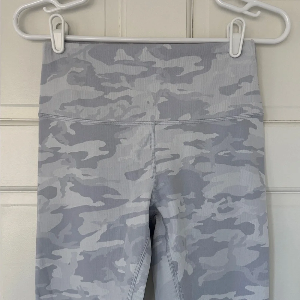 LULULEMON leggings size 8 camo jacquard alpine white high waist full length grey - Picture 4 of 6